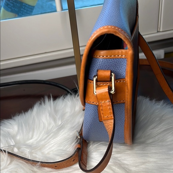 Dooney & Bourke Blue and Tan Crossbody Bag Pre-Loved - Picture 5 of 17